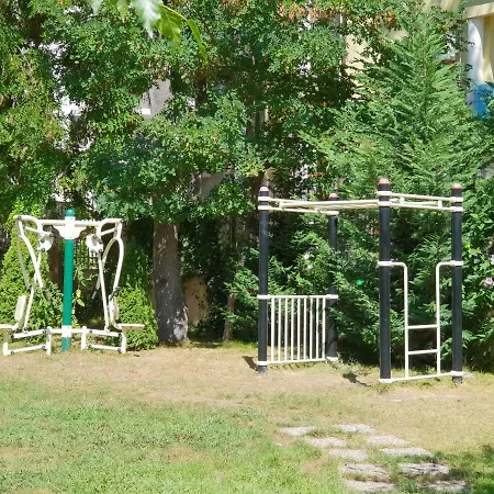 Anna On The Sunny サニービーチ